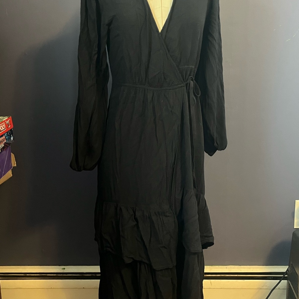 Knox Rose Black Wrap Dress